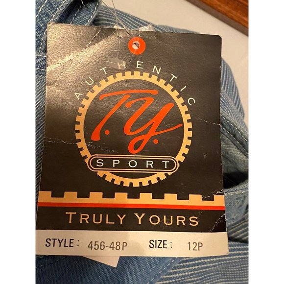 Truly Yours Sport Women’s size 12P NWT Two Tone Denim Button Front Jumper pocket - Picture 7 of 11